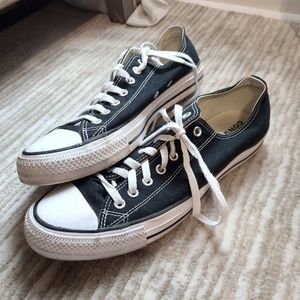 Men's Converse size 11